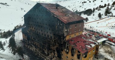 A drone view shows the aftermath of a fire at a hotel in the ski resort of Kartalkaya, Bolu, Türkiye, Jan. 21, 2025. (Reuters Photo)
