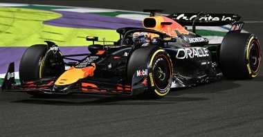 Red Bull Racing's Dutch driver Max Verstappen drives during the 2025 Saudi Arabia Formula One Grand Prix at the Jeddah Corniche Circuit, Jeddah, Saudi Arabia, April 20, 2025. (AFP Photo)
