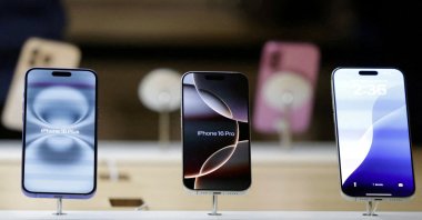 A view of Apple iPhones displayed at an Apple Store at Grand Central Terminal in New York City, New York, U.S., Oct. 16, 2024. (Reuters Photo)
