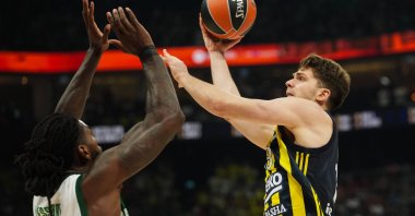 Fenerbahçe Beko faces Panathinaikos AKTOR in the EuroLeague Final Four semifinal at Etihad Arena in Abu Dhabi, United Arab Emirates, May 23, 2025. (AA Photo)
