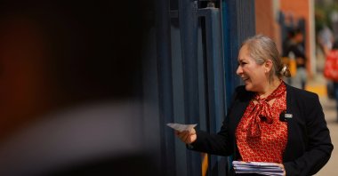Silvia Delgado, former defense attorney for Sinaloa Cartel boss Joaquin "El Chapo" Guzman in 2016 and current candidate for criminal judge, distributes campaign materials ahead of Mexico's first judicial elections, Ciudad Juarez, Mexico, May 12, 2025. (Reuters Photo)