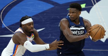 Thunder's Luguentz Dort defends against Timberwolves' Anthony Edwards during an NBA playoffs game in Minneapolis, Minnesota, U.S., May 24, 2025. (AFP Photo)