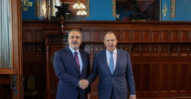 Foreign Minister Hakan Fidan (L) shakes hands with his Russian counterpart Sergey Lavrov, Moscow, Russia, May 27, 2025. (AA Photo)