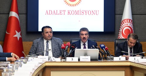 Justice and Development Party (AK Party) Istanbul Representative Cüneyt Yüksel (C) convenes over a justice commission meeting at Parliament, Ankara, Türkiye, June 1, 2025. (AA Photo)